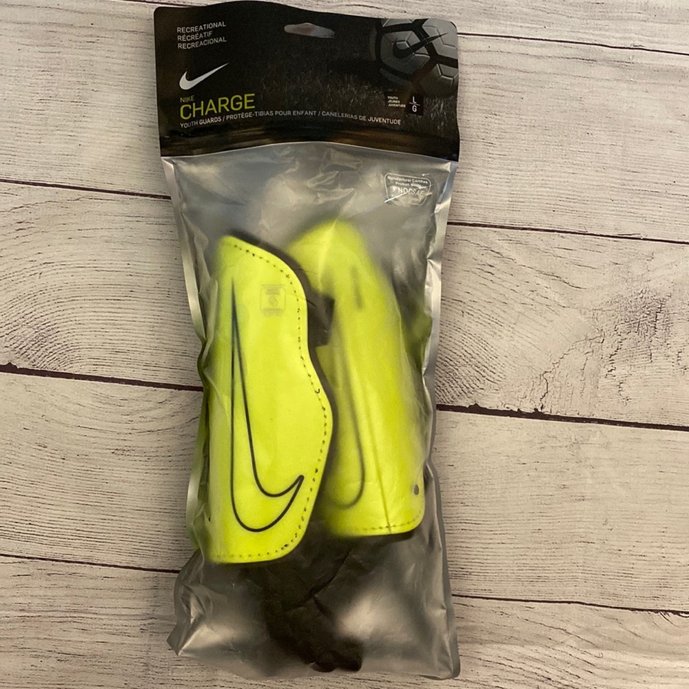 Nike shin guards